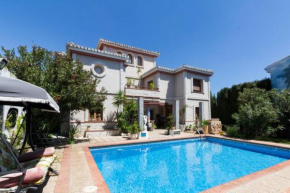 7 bedrooms villa with private pool enclosed garden and wifi at Padul